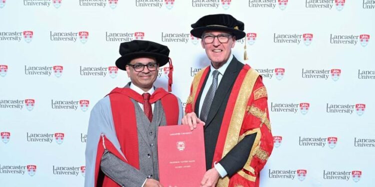 ಯುಕೆ ಯ ಲ್ಯಾಂಕಾಸ್ಟರ್ ವಿಶ್ವವಿದ್ಯಾನಿಲಯ ದಿಂದ ಡಾ. ನವೀನ್ ಸಾಲಿನ್ಸ್ ಅವರಿಗೆ ಪ್ರತಿಷ್ಠಿತ ಹಳೆಯ ವಿದ್ಯಾರ್ಥಿ ಪ್ರಶಸ್ತಿಯ (ಅಲುಮ್ನಿ ಅವಾರ್ಡ್ ) ಗೌರವ..!!