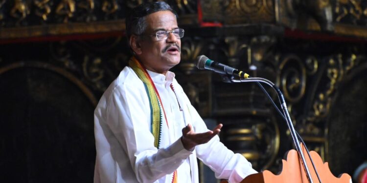 ಗೀತೋತ್ಸವದಲ್ಲಿ ಹಾಸ್ಯೋತ್ಸವ : ನಕ್ಕು ನಲಿದ ಜನಸ್ತೋಮ..!!