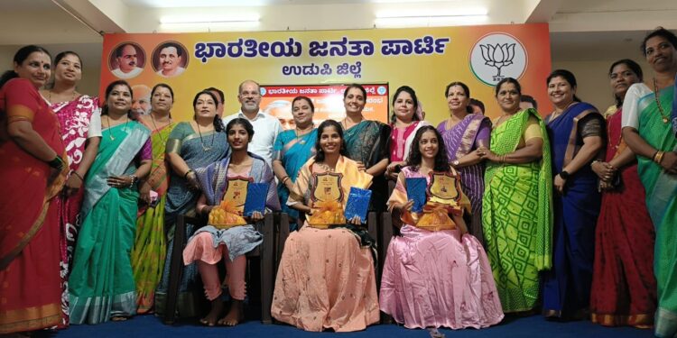 ಅಟಲ್ ಬಿಹಾರಿ ವಾಜಪೇಯಿ ಜನ್ಮ ಶತಾಬ್ದಿ ಆಚರಣೆ : ಸಾಧಕರಿಗೆ ಸನ್ಮಾನ..!!