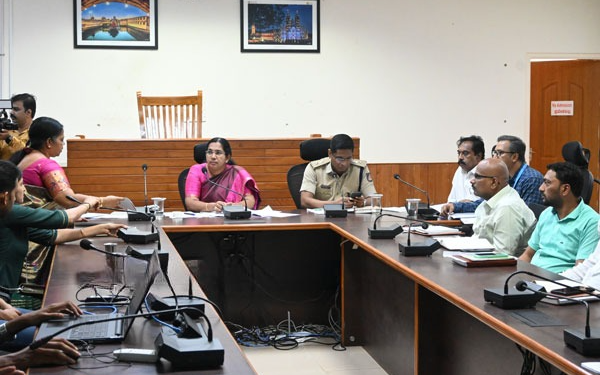 ಉಡುಪಿ: ಮೈಕ್ರೋಫೈನಾನ್ಸ್‌ಗಳು ಆರ್‌ಬಿಐ ಮಾರ್ಗಸೂಚಿ ಮತ್ತು ನಿಯಮಗಳನ್ನು ತಪ್ಪದೆ ಪಾಲಿಸಬೇಕು: ಜಿಲ್ಲಾಧಿಕಾರಿ ಡಾ.ವಿದ್ಯಾಕುಮಾರಿ ಸೂಚನೆ ..!!