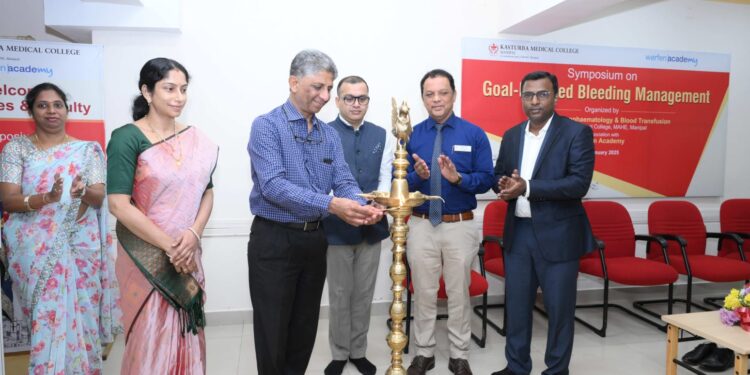 ಮಣಿಪಾಲದ ಕೆ.ಎಂ.ಸಿ.ಯಲ್ಲಿ ಗುರಿ-ನಿರ್ದೇಶಿತ ರಕ್ತಸ್ರಾವ ನಿರ್ವಹಣೆ (ಗೋಲ್- ಡೈರೆಕ್ಟೆಡ್ ಬ್ಲೀಡಿಂಗ್ ಮ್ಯಾನೇಜ್ಮೆಂಟ್ )ಕುರಿತು ವಿಚಾರ ಸಂಕಿರಣ..!!