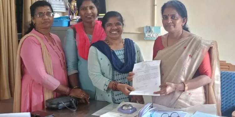 ವೇತನ ಹೆಚ್ಚಳಕ್ಕೆ ಒತ್ತಾಯಿಸಿ ಮಾರ್ಚ್.4 ಮತ್ತು 5ರಂದು ಹೋರಾಟಕ್ಕೆ ಸಜ್ಜಾದ ಬಿಸಿಯೂಟ ನೌಕರರು ..!!