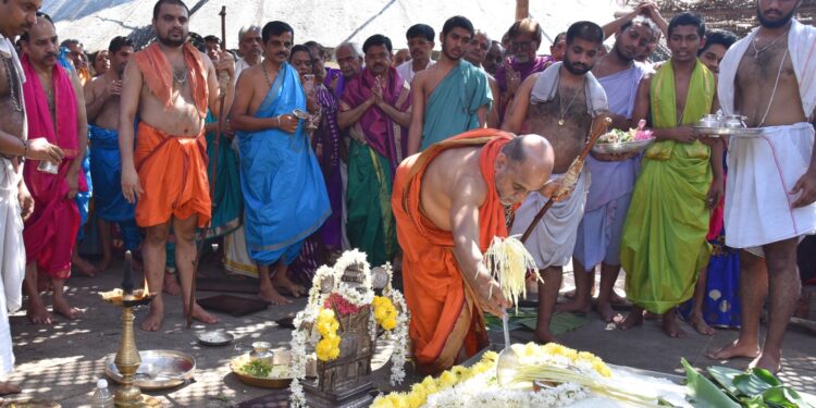 ಉಡುಪಿ : ವೈಭವದ ಮಧ್ವ ನವಮ್ಯುತ್ಸವ..!!