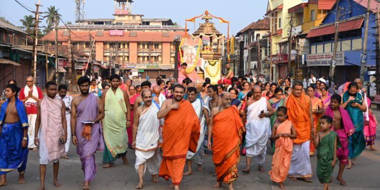 ಉಡುಪಿ :ಶ್ರೀ ಮದುಪೇಂದ್ರ ತೀರ್ಥರ ಆರಾಧನಾ ಮಹೋತ್ಸವ ಹಾಗೂ ಶ್ರೀ ವಾದಿರಾಜ ಜಯಂತಿ ಮಹೋತ್ಸವ ಸಂಪನ್ನ..!