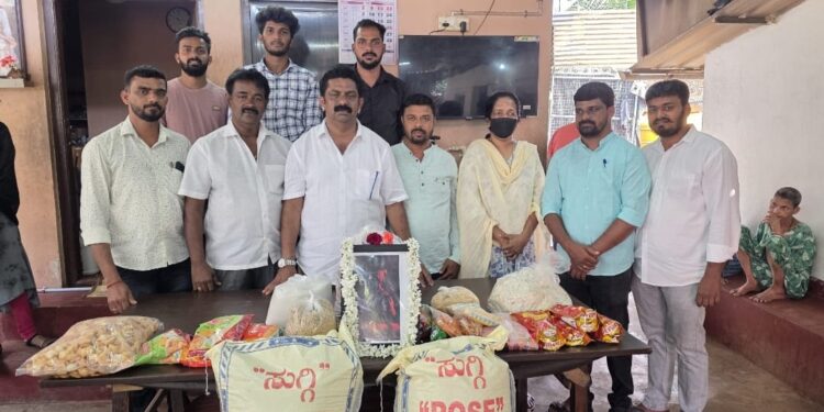 ಛತ್ರಪತಿ ಶಿವಾಜಿ ಜಯಂತೋತ್ಸವ ಪ್ರಯುಕ್ತ ಆಶ್ರಮಕ್ಕೆ ಆಹಾರ ಧಾನ್ಯವಿತರಣೆ..!!