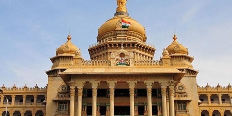 ಕರ್ನಾಟಕದಲ್ಲಿ ತಯಾರಾಗುವ ಎಲ್ಲಾ ಉತ್ಪನ್ನಗಳ ಮೇಲೆ ಇನ್ಮುಂದೆ ಕನ್ನಡ ಲೇಬಲ್ ಕಡ್ಡಾಯ : ರಾಜ್ಯ ಸರಕಾರ..!!