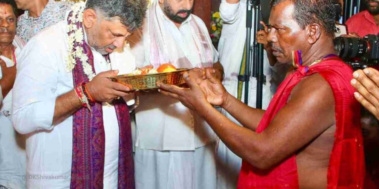 ಕಾಪು ಹೊಸ ಮಾರಿಗುಡಿಗೆ ಉಪ ಮುಖ್ಯಮಂತ್ರಿ ಡಿ.ಕೆ.ಶಿವಕುಮಾ‌ರ್ ಭೇಟಿ..!