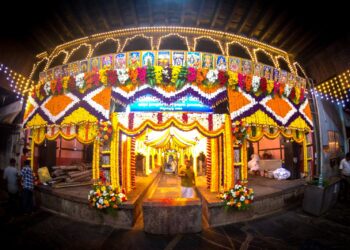 ಉಡುಪಿ ಶ್ರೀ ಅನಂತೇಶ್ವರ ದೇವಸ್ಥಾನ : ಇಂದು ಮಹಾರಥೋತ್ಸವದ ಪ್ರಯುಕ್ತ ವಿಶೇಷ ಹೂವಿನ ಅಲಂಕಾರ..!!