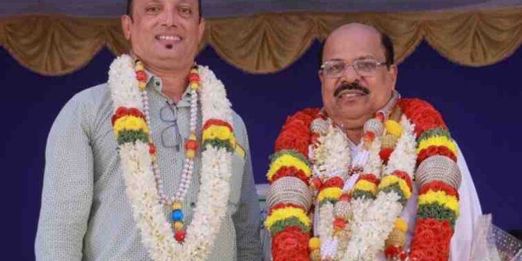 ಕೊರಂಗ್ರಪಾಡಿ ಸಹಕಾರಿ ವ್ಯವಸಾಯಿಕ ಸಂಘ ದ ಮುಂದಿನ 5 ವರ್ಷಗಳ ಅವಧಿಗೆ ನೂತನ ಅಧ್ಯಕ್ಷರಾಗಿ ಶ್ರೀಧರ ಸಿ. ದೇವಾಡಿಗ ಹಾಗೂ ಉಪಾಧ್ಯಕ್ಷರಾಗಿ ಅಲೆವೂರು ದಿನೇಶ್ ಕಿಣಿ ಆಯ್ಕೆ..!!