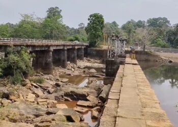 ಕಾರ್ಕಳ :ಮುಂಡ್ಲಿ ಆಣೆಕಟ್ಟಿನಲ್ಲಿ  ಕುಸಿಯುತಿರುವ ನೀರಿನ ಮಟ್ಟ: ನೀರನ್ನು  ಮಿತವಾಗಿ ಬಳಸಿ ಸಹಕರಿಸುವಂತೆ  ಪುರಸಭಾ ಮುಖ್ಯ ಅಧಿಕಾರಿ ಲೀನಾ ಬ್ರಿಟ್ಟೋ ಮನವಿ..!