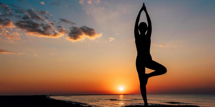 ಉಡುಪಿ: ಅಂತಾರಾಷ್ಟ್ರೀಯ ಅತ್ಯುನ್ನತ ಯೋಗ ಪ್ರಶಸ್ತಿ :ಯೋಗ ಪಟುಗಳು ಹಾಗೂ ಯೋಗ ಸಂಸ್ಥೆಗಳಿಂದ ಅರ್ಜಿ ಅಹ್ವಾನ..!!