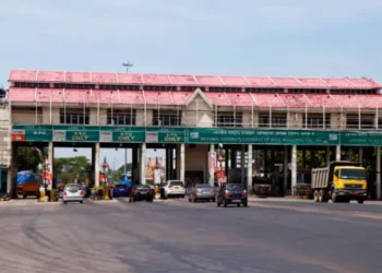 ರಾಜ್ಯ ದಲ್ಲಿ ಏಪ್ರಿಲ್ ನಿಂದ  ದುಬಾರಿಯಾಗಲಿದೆ ಟೋಲ್ ಸುಂಕ…!!