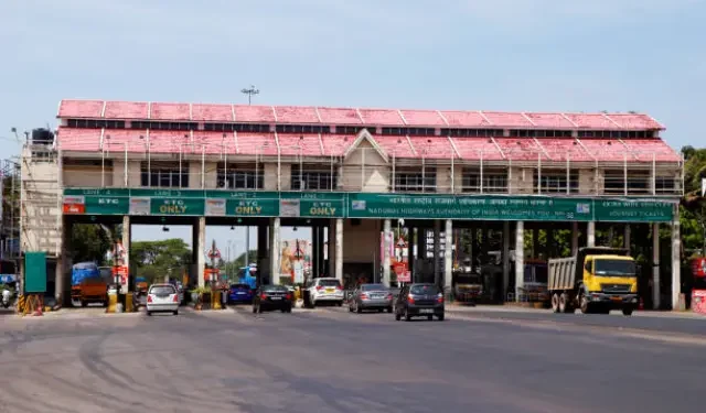 ರಾಜ್ಯ ದಲ್ಲಿ ಏಪ್ರಿಲ್ ನಿಂದ  ದುಬಾರಿಯಾಗಲಿದೆ ಟೋಲ್ ಸುಂಕ…!!