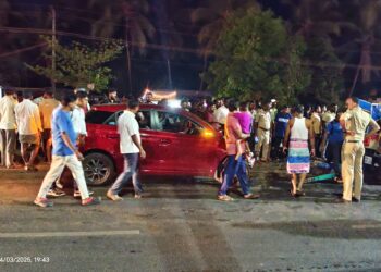 ಗಂಗೊಳ್ಳಿ :ಆಟೋರಿಕ್ಷಾ – ಕಾರಿನ ನಡುವೆ ಭೀಕರ ಅಪಘಾತ :ಆಟೋ ಚಾಲಕ ಗಂಭೀರ..!!