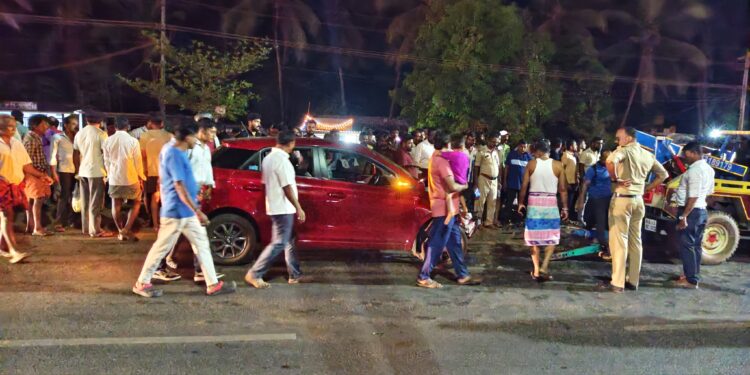 ಗಂಗೊಳ್ಳಿ :ಆಟೋರಿಕ್ಷಾ – ಕಾರಿನ ನಡುವೆ ಭೀಕರ ಅಪಘಾತ :ಆಟೋ ಚಾಲಕ ಗಂಭೀರ..!!