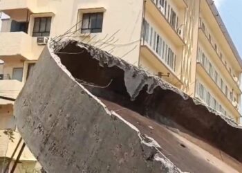 ಮಣಿಪಾಲ:  ಶಿಥಿಲಗೊಂಡಿದ್ದ ಕುಡಿಯುವ ನೀರಿನ ಓವರ್ ಹೆಡ್ ಟ್ಯಾಂಕ್ ದ್ವಂಸ..!!