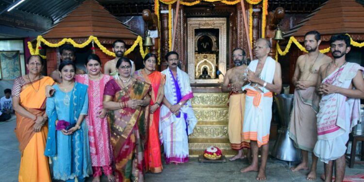 ದೊಡ್ಡಣಗುಡ್ಡೆ ಶ್ರೀ ದುರ್ಗಾ ಆದಿಶಕ್ತಿ ಕ್ಷೇತ್ರ : ದೇಶದ ಯೋಧರ ರಕ್ಷಣೆಗೆ ವಿಶೇಷ ಪೂಜೆ..!!