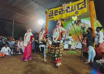 ಕಾರ್ಕಳ: ಪರ್ಪಲೆ ಗಿರಿಯಲ್ಲಿ  ಶ್ರೀ ಕಲ್ಕುಡ,ಕಲ್ಲುರ್ಟಿ , ತೂಕತ್ತರಿ ಧರ್ಮದೈವಗಳ ಸಾನಿಧ್ಯ ಕಲಶೋತ್ಸವ ಮಹಾ ಅನ್ನಸಂತರ್ಪಣೆ   ಹಾಗೂ ಸಿರಿ ಸಿಂಗಾರ ನೇಮೋತ್ಸವ ಸಂಪನ್ನ..!!