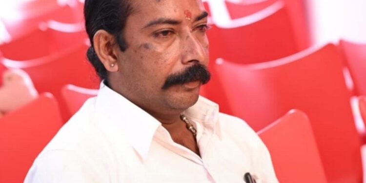 ಬೈದ್ಯೆರುಗಳಲ್ಲಿ ಲೀನವಾದ ದರ್ಶನ ಪಾತ್ರಿ ಶ್ರೀ ಸುರೇಶ್ ಪೂಜಾರಿ..!!