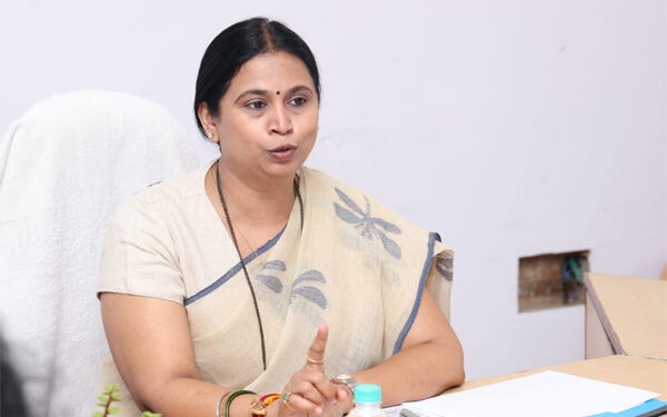 ಉಡುಪಿ: ಜಿಲ್ಲೆಯಲ್ಲಿ ರೆಡ್ ಅಲರ್ಟ್ ಹಿನ್ನೆಲೆ ಮುನ್ನೆಚ್ಚರಿಕೆ ಕ್ರಮಕೈಗೊಳ್ಳುವಂತೆ ಜಿಲ್ಲಾಡಳಿತಕ್ಕೆ ಸಚಿವೆ ಲಕ್ಷ್ಮೀ ಹೆಬ್ಬಾಳಕರ್ ಸೂಚನೆ..!!