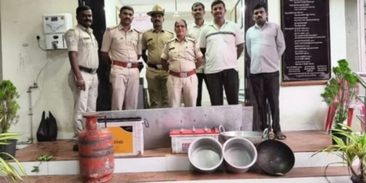 ಕಳ್ಳತನ ಪ್ರಕರಣದ ಆರೋಪಿ ಸೆರೆ : ಸುಮಾರು 70,000/- ಮೌಲ್ಯದ ಸ್ವತ್ತುಗಳನ್ನು ವಶಕ್ಕೆ ಪಡೆದ ಕೋಟ ಪೊಲೀಸರು..!!