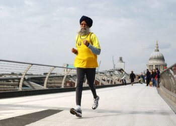 ವಿಶ್ವದ ಅತ್ಯಂತ ಹಿರಿಯ  ಕ್ರೀಡಾಪಟು,  114 ವರ್ಷದ ಫೌಜಾ ಸಿಂಗ್ ರಸ್ತೆ ಅಪಘಾತದಲ್ಲಿ ನಿಧನ..!!