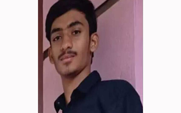 ಸುರತ್ಕಲ್:ಹೃದಯಾಘಾತದಿಂದ ಇಂಜಿನಿಯರಿಂಗ್ ವಿದ್ಯಾರ್ಥಿ ಕುಸಿದು ಬಿದ್ದು ಸಾವು..!!