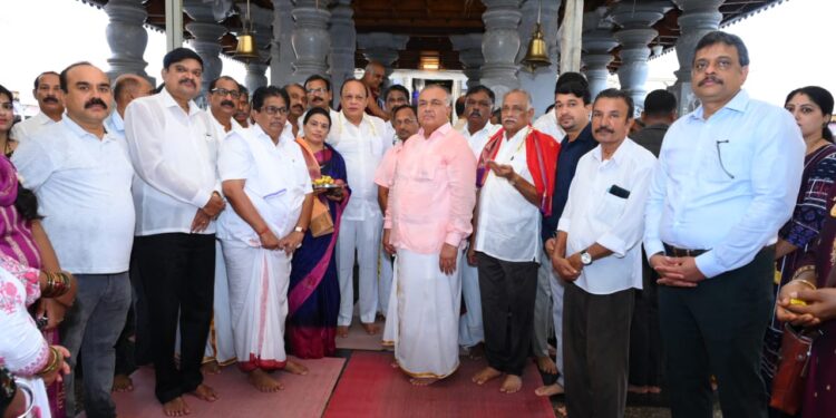 ಉಚ್ಚಿಲ ಶ್ರೀ ಮಹಾಲಕ್ಷ್ಮೀ ದೇವಸ್ಥಾನಕ್ಕೆ ಮುಜುರಾಯಿ ಹಾಗೂ ಸಾರಿಗೆ ಸಚಿವರಾದ ರಾಮಲಿಂಗಾ ರೆಡ್ಡಿ ಭೇಟಿ..!!