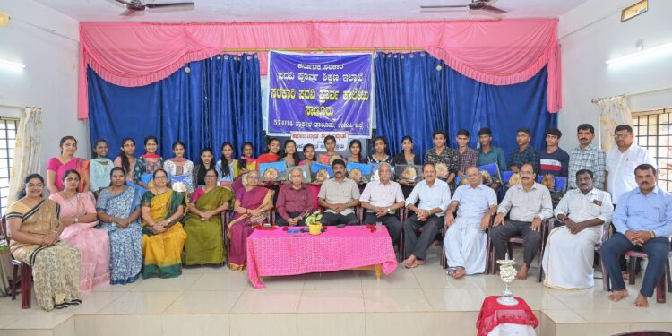 ಸರಕಾರಿ ಪದವಿಪೂರ್ವ ಕಾಲೇಜಿನಲ್ಲಿ ವಿದ್ಯಾರ್ಥಿ ಸಂಘ ಉದ್ಘಾಟನೆ,ಸಾಧಕ ವಿದ್ಯಾರ್ಥಿಗಳಿಗೆ ಅಭಿನಂದನೆ ಹಾಗೂ ಕಂಪ್ಯೂಟರ್ ಗಳ ಉದ್ಘಾಟನೆ..!!