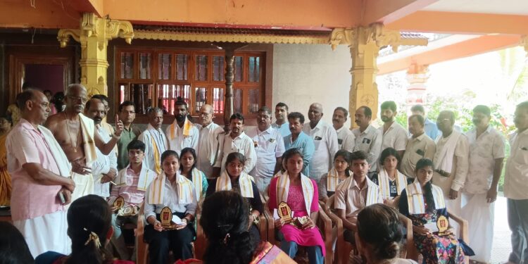 ಶ್ರೀ ಬ್ರಹ್ಮ ಬೈದೇರುಗಳ ಗರೋಡಿ (ರಿ.) ಕಲ್ಮಾಡಿ : ಪ್ರತಿಭಾ ಪುರಸ್ಕಾರ..!!