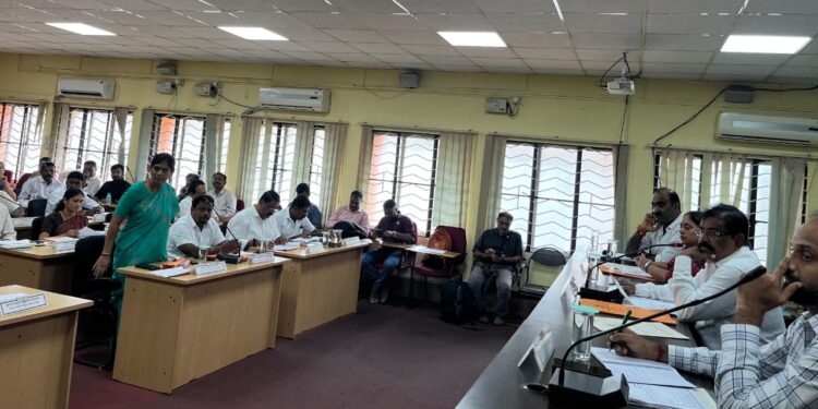 ಉಡುಪಿ:ಅಂಗಡಿ,ಹೊಟೇಲ್,  ವ್ಯಾಪಾರ ವಹಿವಾಟಿಗೆ ರಾತ್ರಿ 11 ಗಂಟೆವರೆಗೆ ಅವಕಾಶಕ್ಕೆ ಸಾಮಾನ್ಯ ಸಭೆಯಲ್ಲಿ ಸಹಮತದ ನಿರ್ಣಯ..!