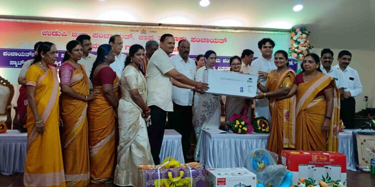 ಮಜೂರು ಗ್ರಾಮ ಪಂಚಾಯತ್ ನವೀಕೃತ ಸಭಾಭವನ ಉದ್ಘಾಟನೆ ಹಾಗೂ ವಿವಿಧ ಕಾಮಗಾರಿಯ ಉದ್ಘಾಟನೆ ಮತ್ತು ವಿವಿಧ ಸವಲತ್ತು ವಿತರಣೆ ಕಾರ್ಯಕ್ರಮ..!!