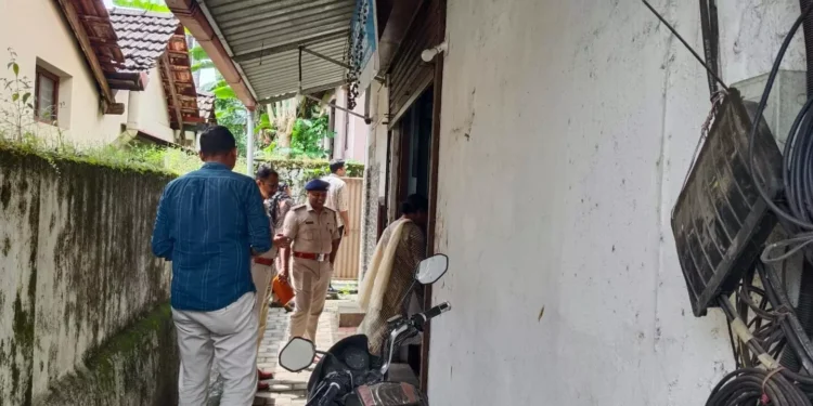 ಉಡುಪಿ: ಜ್ಯುವೆಲರಿ ವರ್ಕ್ ಶಾಪ್ ಗೆ ನುಗ್ಗಿ ಕಳ್ಳತನ :ಅಪಾರ ಪ್ರಮಾಣದ ಸೊತ್ತು ಕಳವು..!!