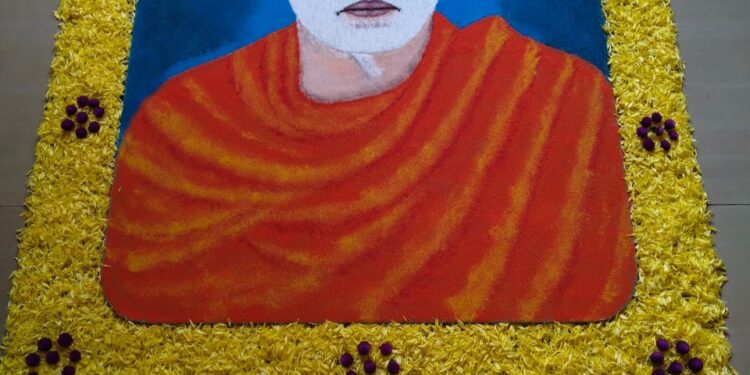 ರಂಗೋಲಿಯಲ್ಲಿ ಮೂಡಿಬಂದ ಬ್ರಹ್ಮಶ್ರೀ ನಾರಾಯಣ ಗುರುಗಳು..!!