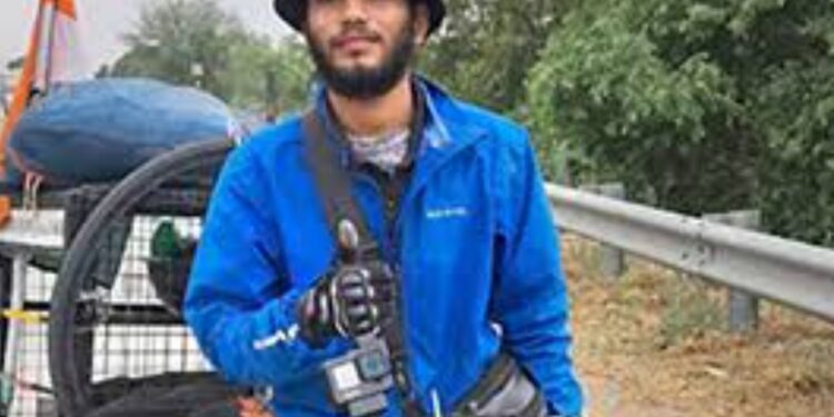 ಉಡುಪಿಯಿಂದ ಲಡಾಖ್ ವರೆಗೆ 3,300 ಕಿ.ಮೀ. ಸೈಕಲ್ ನಲ್ಲಿ ಪ್ರಯಾಣ ಪೂರ್ಣ ಗೊಳಿಸಿದ ಯುವಕನಿಗೆ ಸನ್ಮಾನ..!!