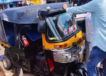 ಆಟೋ ರಿಕ್ಷಾಕ್ಕೆ ಪಿಕಪ್ ವಾಹನ ಡಿಕ್ಕಿ:ಚಾಲಕ ಸ್ಥಳದಲ್ಲೇ ಮೃತ್ಯು..!!