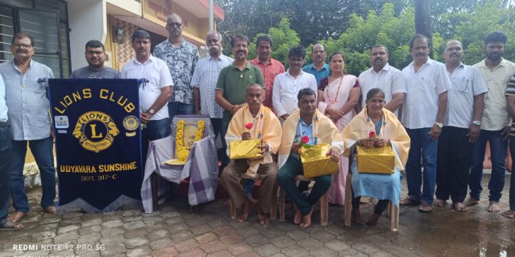 ಲಯನ್ಸ್ ಕ್ಲಬ್ ಉದ್ಯಾವರ ಸನ್ ಶೈನ್ – ಸ್ವಚ್ಛತಾ ಸಿಬ್ಬಂದಿಗಳಿಗೆ ಸನ್ಮಾನ..!!