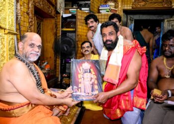 ಉಡುಪಿ :ಕನ್ನಡ ಚಿತ್ರನಟ  ಧ್ರುವ ಸರ್ಜಾ ಶ್ರೀ ಕೃಷ್ಣ ಮಠಕ್ಕೆ ಭೇಟಿ..!!
