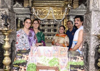 ಬ್ಯಾಡ್ಮಿಂಟನ್ ಆಟಗಾರ್ತಿ ಪದ್ಮಭೂಷಣ, ಪದ್ಮಶ್ರೀ ಪುರಸ್ಕೃತೆ ಸೈನಾ ನೆಹವಾಲ್  ಶ್ರೀಕೃಷ್ಣಮಠಕ್ಕೆ ಭೇಟಿ..!!