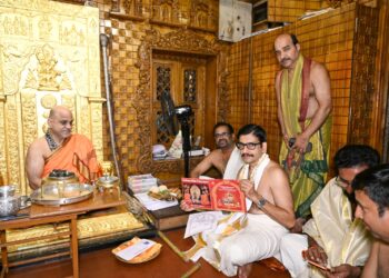 ಕೃಷ್ಣಮಠಕ್ಕೆ ತಿರುವಾಂಕೂರು ರಾಜಕುಮಾರ ಭೇಟಿ..!!