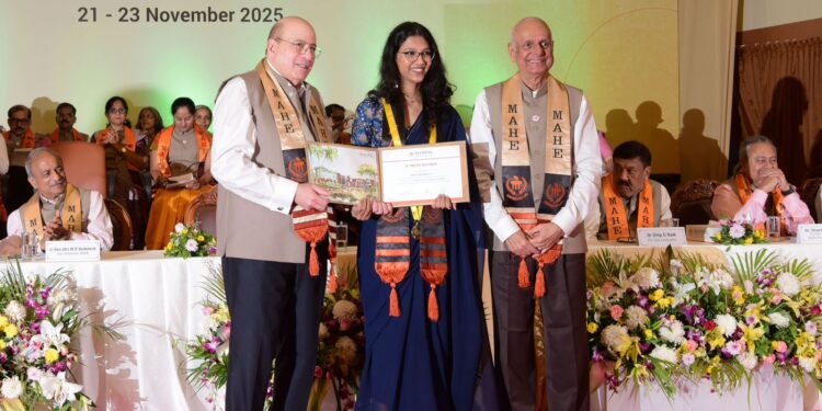 ʼತಂತ್ರಜ್ಞಾನ ಮತ್ತು ಮಾನವೀಯತೆ ಸದಾ ಜೊತೆಯಾಗಿರಲಿʼ: ಮಾಹೆಯ 33ನೇ ಘಟಿಕೋತ್ಸವದಲ್ಲಿ ಪ್ರತಿಧ್ವನಿಸಿದ ಆಶಯ..!!