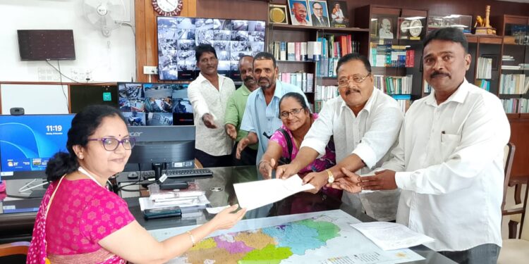 ಉಡುಪಿ ಜಿಲ್ಲೆಯಲ್ಲಿ ವಿಮಾನ ನಿಲ್ದಾಣ ನಿರ್ಮಾಣಕ್ಕಾಗಿ ಜಿಲ್ಲಾಧಿಕಾರಿಗಳಿಗೆ ಮನವಿ..!”