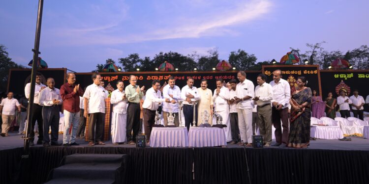 ಆಳ್ವಾಸ್ ಶಿಕ್ಷಣ ಸಂಸ್ಥೆ ಸಾಂಸ್ಕೃತಿಕ ವೈಭವ ಕಾರ್ಯಕ್ರಮ..!!