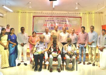 ಮಂಗಳೂರು ವಿವಿ: ವಾಣಿಜ್ಯ ವಿಭಾಗದ ಹಳೆ ವಿದ್ಯಾರ್ಥಿಗಳ ಅಲೂಮ್ನಿ ಮೀಟ್ – ಸಮನ್ವಿತ..!!