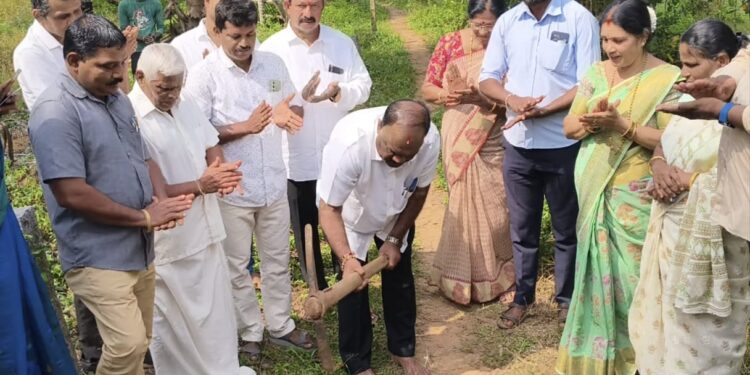 ಕಾಪು :18 ಲಕ್ಷ ರೂಪಾಯಿ ವೆಚ್ಚದ ಕಾಲು ಸಂಕ ನಿರ್ಮಾಣಕ್ಕೆ ಗುದ್ದಲಿ ಪೂಜೆ..!!