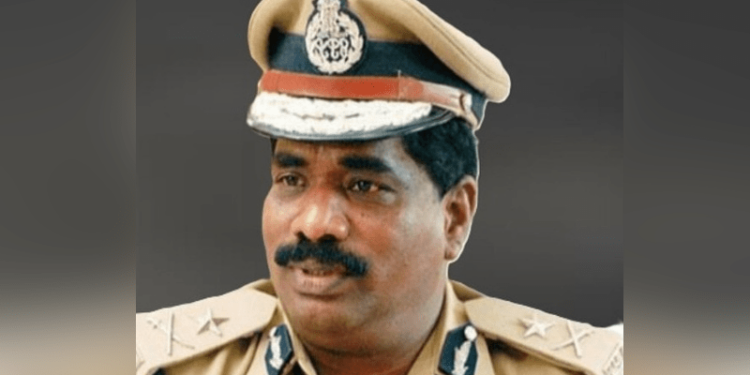 ಕಚೇರಿಯಲ್ಲೇ ಮಹಿಳೆ ಜೊತೆಗಿನ ರಾಸಲೀಲೆಯ ವಿಡಿಯೋ ವೈರಲ್ ಪ್ರಕರಣ : ಡಿಜಿಪಿ ರಾಮಚಂದ್ರರಾವ್ ಅಮಾನತು..!!