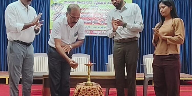 ಉಚಿತ ಕಿವಿಯ ಶ್ರವಣ ತಪಾಸಣೆ ಮತ್ತು ಶ್ರವಣ ಯಂತ್ರಕ್ಕೆ ಸಹಾಯಧನ ವಿತರಣೆ