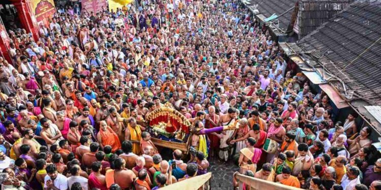 ಶ್ರೀಕೃಷ್ಣ ಮಠದಲ್ಲಿ ಚೂರ್ಣೋತ್ಸವ ಸಂಪನ್ನ..!!