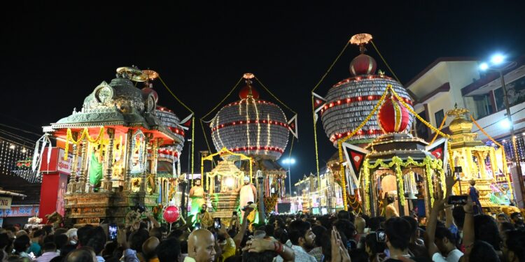 ಉಡುಪಿ : ವಿಶ್ವ ಗೀತಾ ಪರ್ಯಾಯ ಮಂಗಳೋತ್ಸವ ದ ಪ್ರಯುಕ್ತ ನಾಳೆ ಏಳು ರಥೋತ್ಸವ ಸಂಪನ್ನ..!