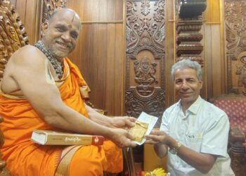 ಯಕ್ಷಗಾನ ಕಲಾರಂಗಕ್ಕೆ ಪುತ್ತಿಗೆ  ಶ್ರೀ ಸುಗುಣೇಂದ್ರ ತೀರ್ಥ ಶ್ರೀಪಾದರಿಂದ  5 ಲಕ್ಷ ರೂಪಾಯಿ ಕೊಡುಗೆ..!!